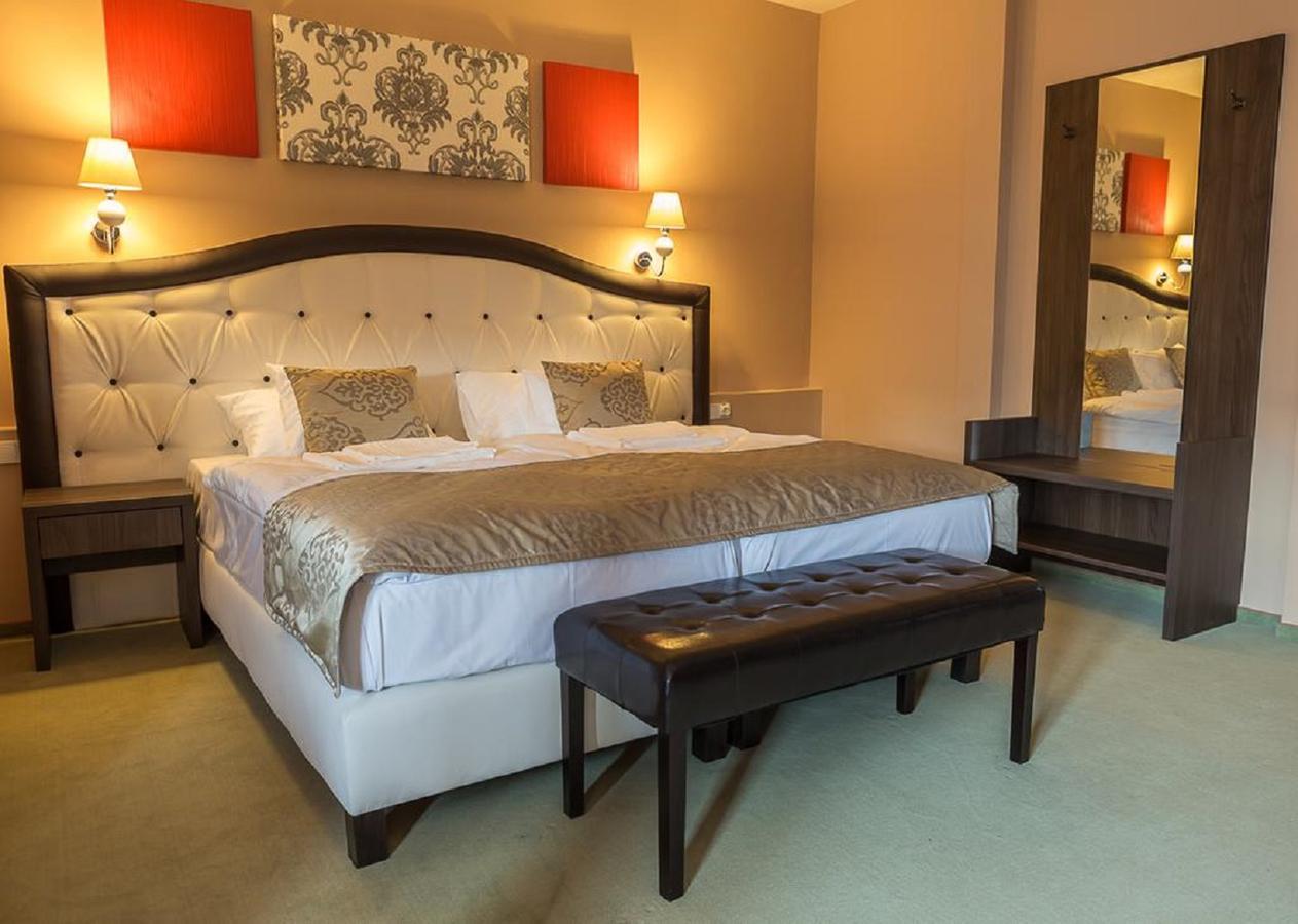 Sappusztai Vendeghaz Hotel Damak Екстериор снимка